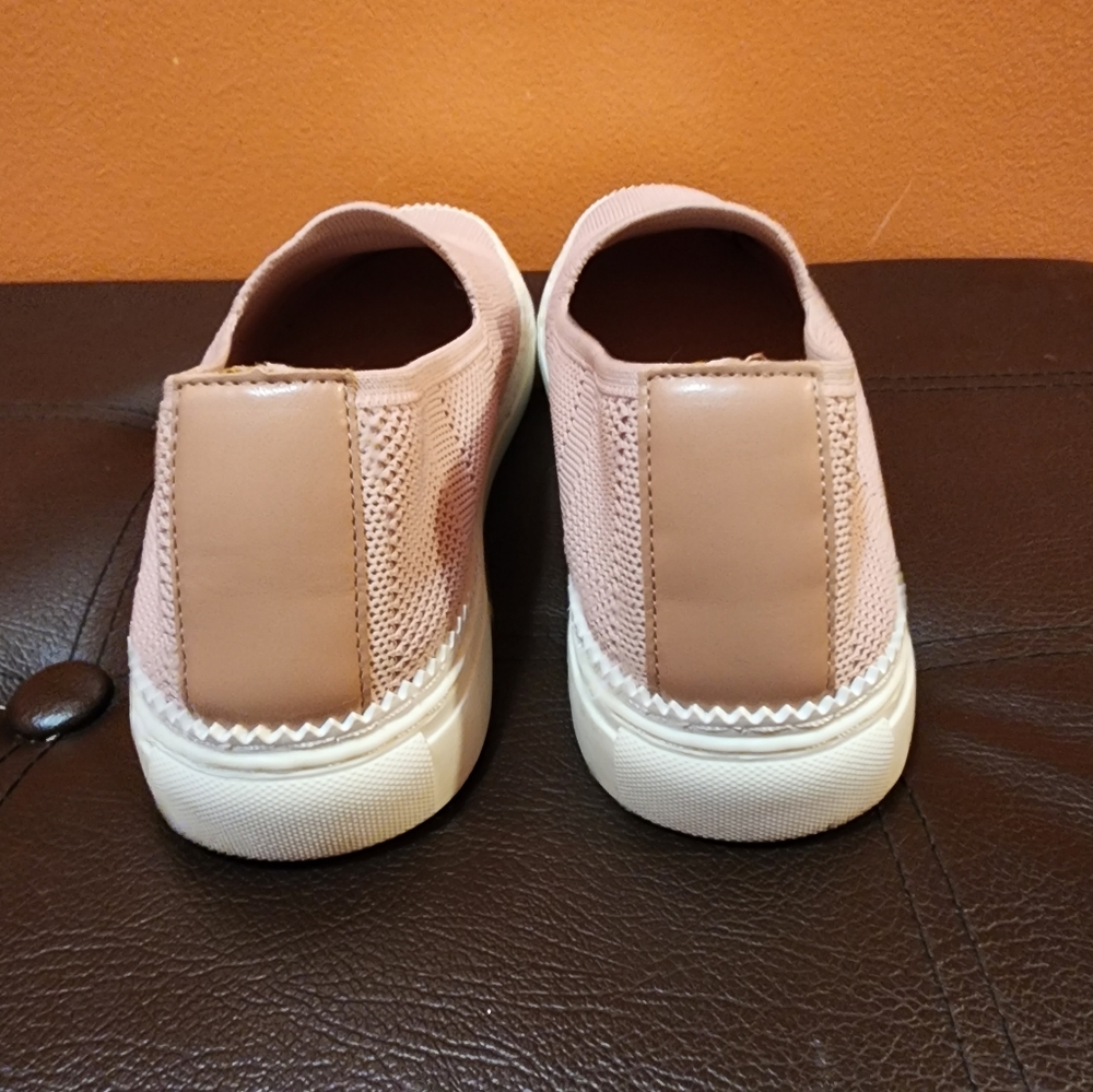 Kelly and Katie casual Blush sneaker